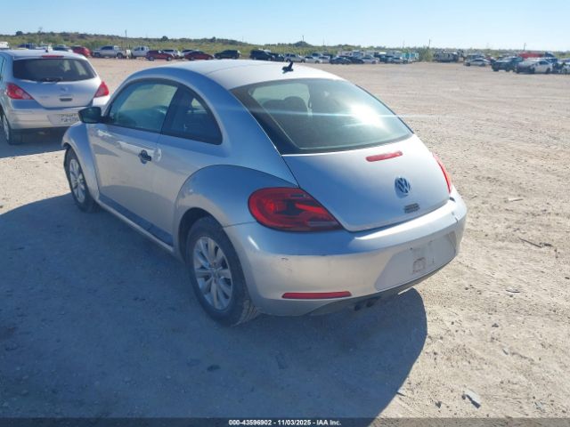2013 VOLKSWAGEN BEETLE 3VWFP7AT5DM644049 Photo 2