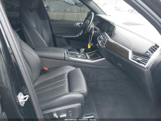 43597030 :رقم المزاد ، 5UXCR6C09L9B85961 vin ، 2020 Bmw X5 Xdrive40i مزاد بيع