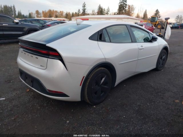 2024 TOYOTA PRIUS JTDACAAU7R3017778 Photo 3