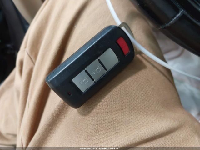 2016 MITSUBISHI OUTLANDER JA4AZ3A30GZ012654 Photo 10