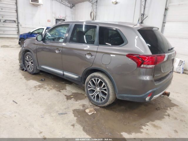 2016 MITSUBISHI OUTLANDER JA4AZ3A30GZ012654 Photo 2