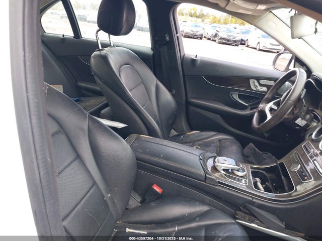55SWF4KB3HU184926 Mercedes-Benz C 300 4matic