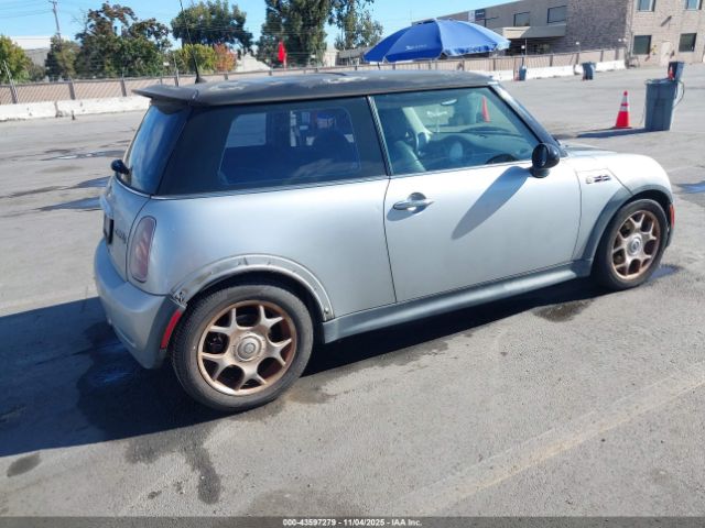 2004 MINI COOPER S WMWRE33474TD89670 Photo 3