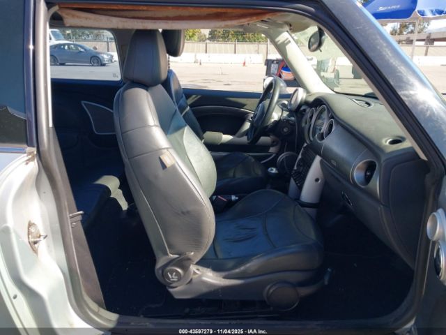 2004 MINI COOPER S WMWRE33474TD89670 Photo 4