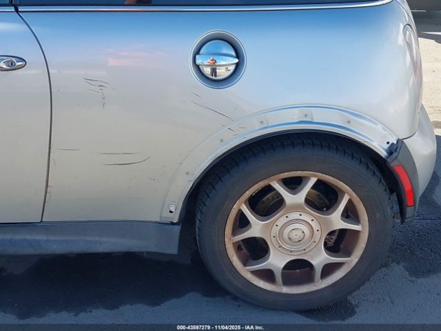 2004 MINI COOPER S WMWRE33474TD89670 Photo 5
