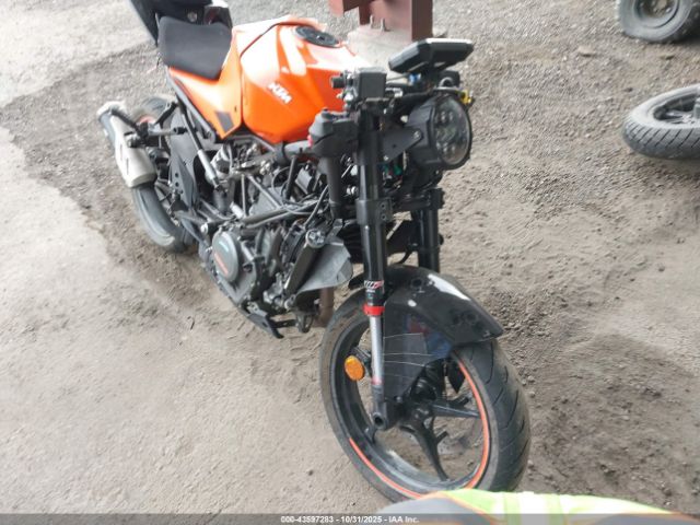 2022 KTM 390 MD2JYJ405NC218738