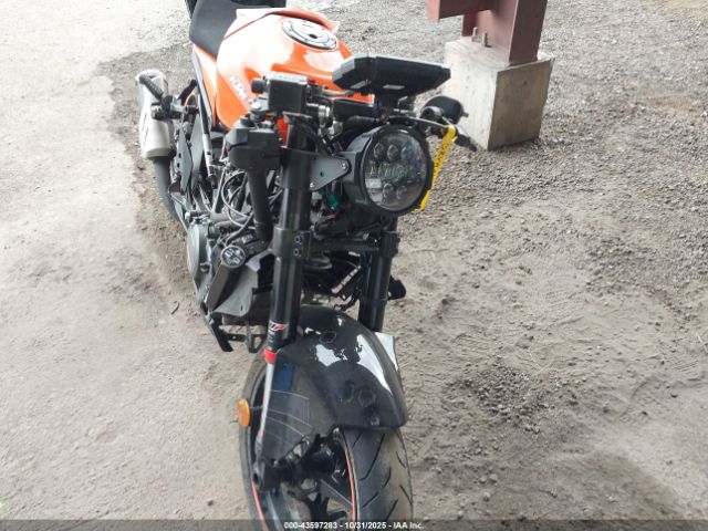 2022 KTM 390 MD2JYJ405NC218738 Photo 4