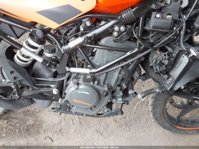 2022 KTM 390 MD2JYJ405NC218738 Photo 7