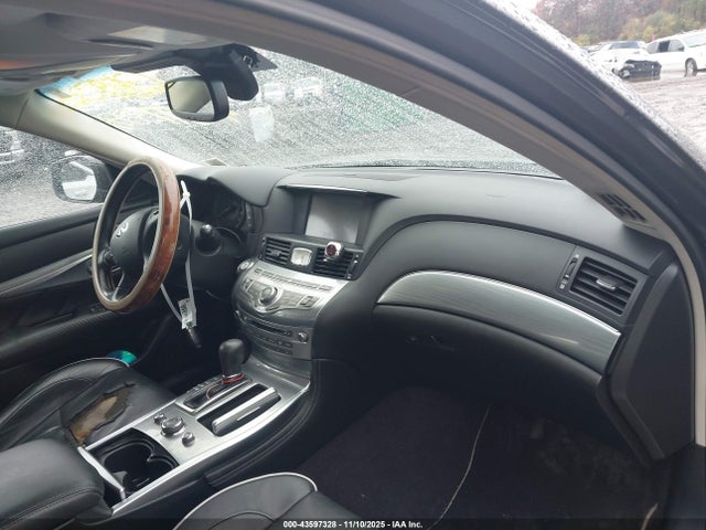 2019 INFINITI Q70L JN1BY1PR9KM725123 Photo 4