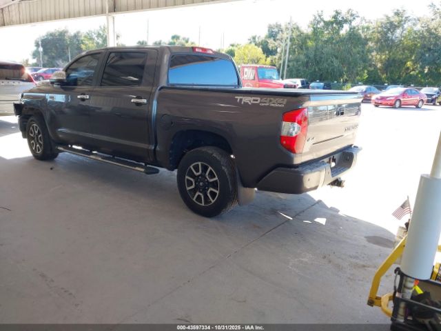 2019 TOYOTA TUNDRA 5TFAY5F13KX866585 Photo 2