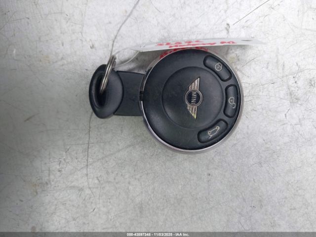 2016 MINI COUNTRYMAN WMWZC5C50GWU04021 Photo 10