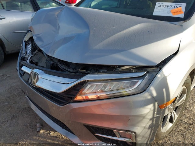 43597367 :رقم المزاد ، 5FNRL6H87LB032445 vin ، 2020 Honda Odyssey Touring مزاد بيع