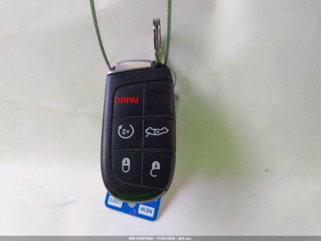 2023 CHRYSLER 300 2C3CCABG2PH537466 Photo 10