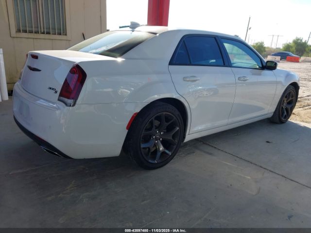 2023 CHRYSLER 300 2C3CCABG2PH537466 Photo 3