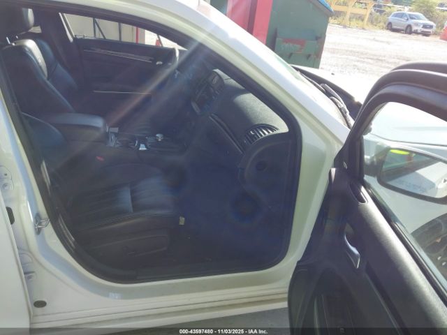 2023 CHRYSLER 300 2C3CCABG2PH537466 Photo 4