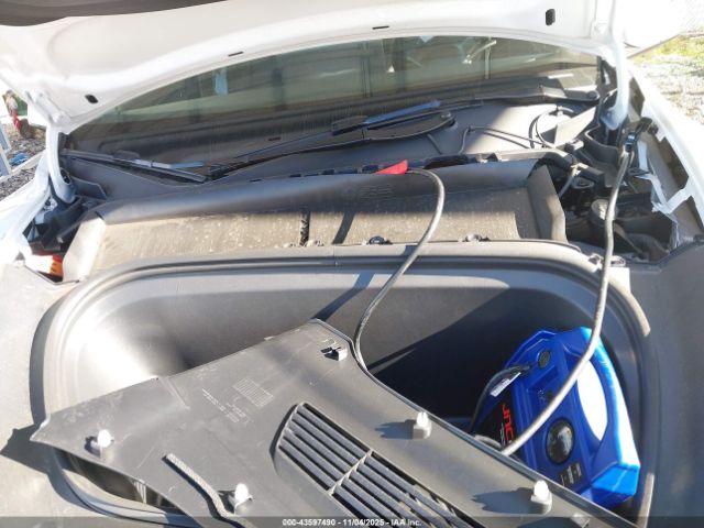 2024 TESLA MODEL Y 7SAYGDEE6RF186297 Photo 9