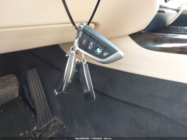 2016 BMW X5 5UXKR0C5XG0P29024 Photo 10