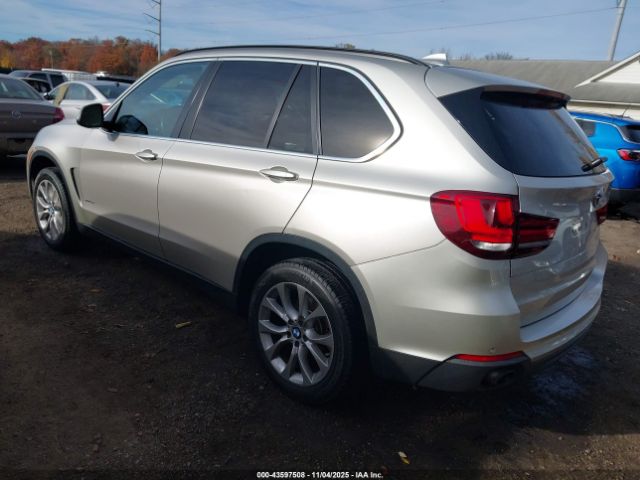 2016 BMW X5 5UXKR0C5XG0P29024 Photo 2