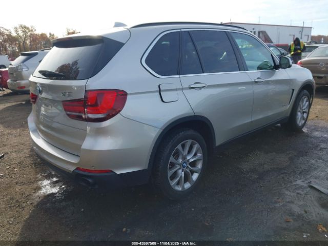 2016 BMW X5 5UXKR0C5XG0P29024 Photo 3
