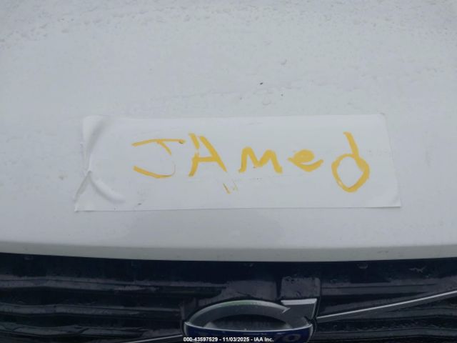 2016 VOLVO XC60 YV449MRP6G2869096 Photo 9