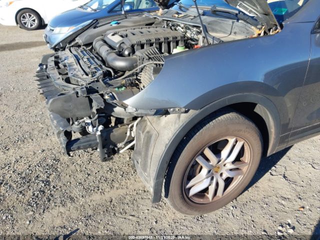 2018 PORSCHE CAYENNE WP1AA2A23JKA03394 Photo 5