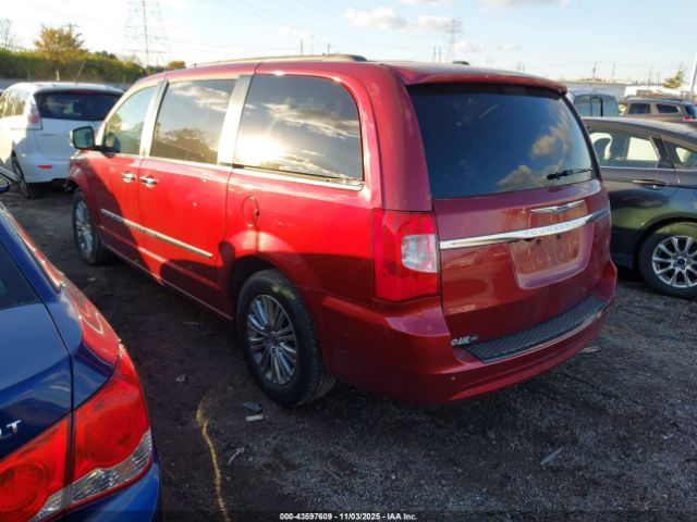 2014 CHRYSLER TOWN & COUNTRY 2C4RC1CG4ER165348 Photo 2