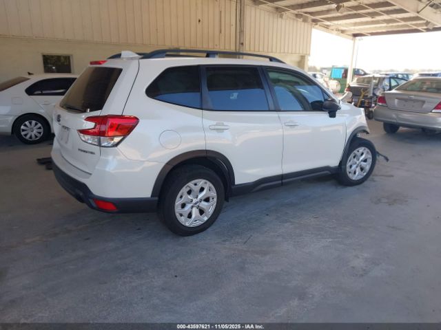 2020 SUBARU FORESTER JF2SKADC0LH541666 Photo 3