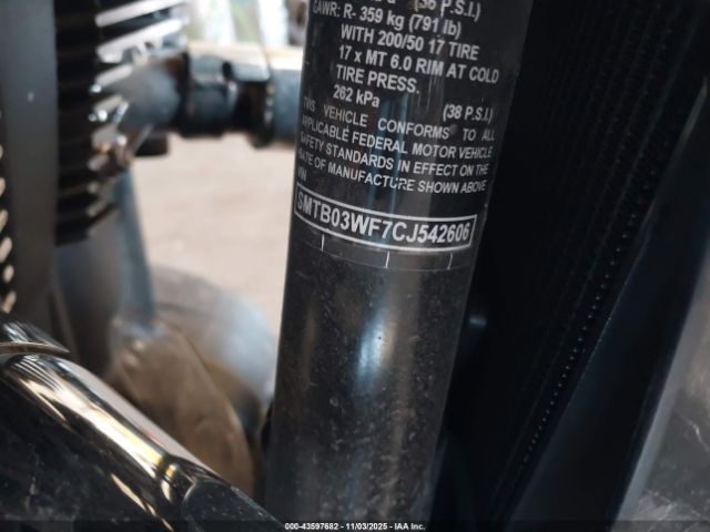 2012 TRIUMPH MOTORCYCLE THUNDERBIRD SMTB03WF7CJ542606 Photo 9