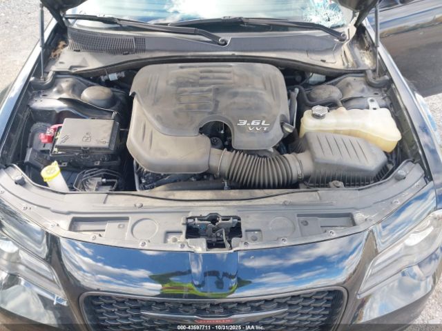 2020 CHRYSLER 300 2C3CCABG1LH255491 Photo 9