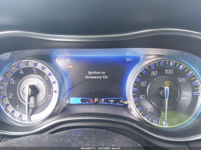 2020 CHRYSLER 300 2C3CCABG1LH255491 Photo 6