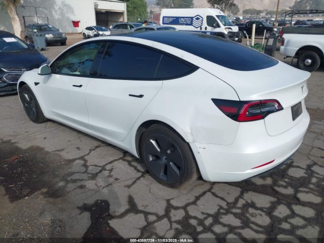 2022 TESLA MODEL 3 5YJ3E1EA5NF353199 Photo 2