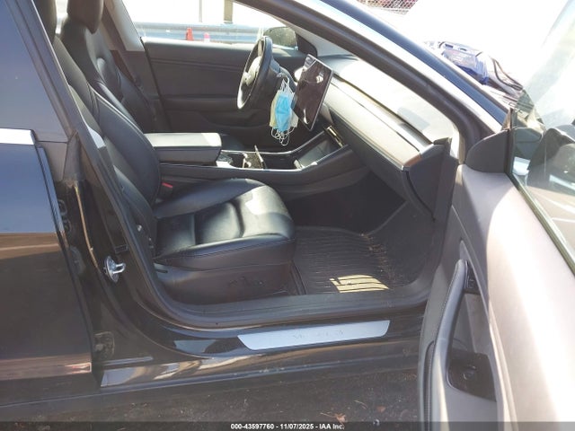 2018 TESLA MODEL 3 5YJ3E1EB6JF120919 Photo 4
