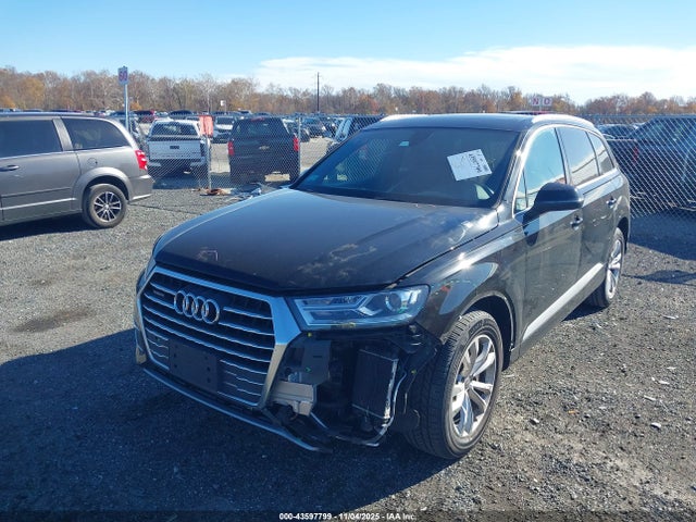 2017 AUDI Q7 WA1LAAF78HD007197 Photo 1