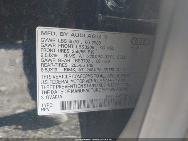 2017 AUDI Q7 WA1LAAF78HD007197 Photo 8