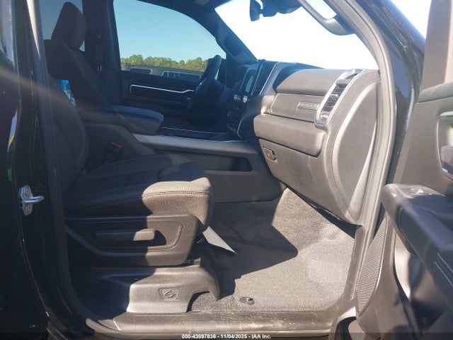 2025 Ram 1500 Big Horn  4x4 5'7 Box მანქანა იყიდება აუქციონზე, vin: 1C6SRFFPXSN693095, აუქციონის ნომერი: 43597836