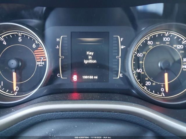 2016 JEEP CHEROKEE 1C4PJMCB8GW295517 Photo 6