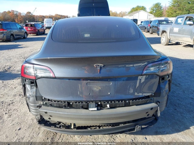 Продажа на аукционе авто 2018 Tesla Model 3 Long Range/mid Range, vin: 5YJ3E1EA7JF042433, номер лота: 43597998
