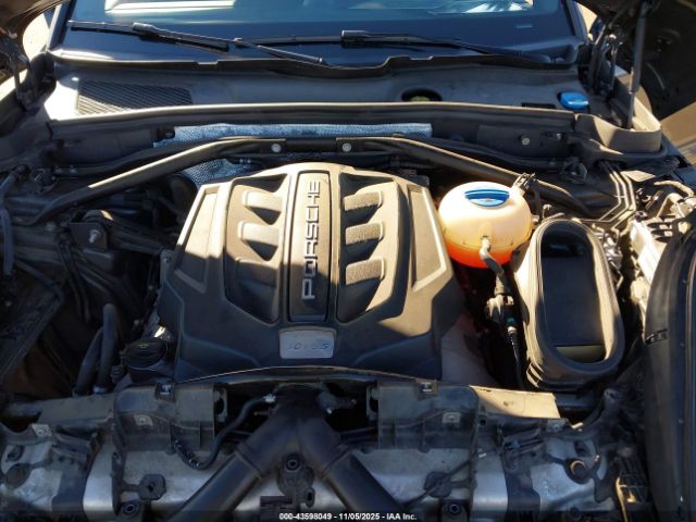 2015 PORSCHE MACAN WP1AB2A51FLB53304 Photo 9