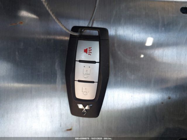 2025 MITSUBISHI OUTLANDER JA4J3UA87SZ022187 Photo 10