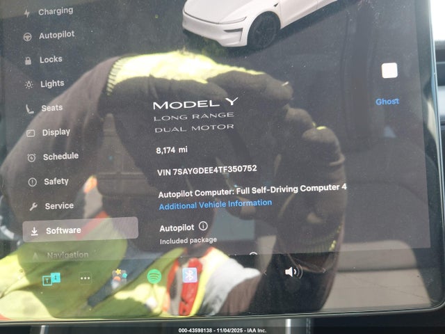 2026 TESLA MODEL Y 7SAYGDEE4TF350752 Photo 6