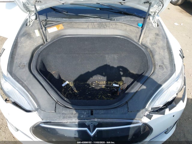 2016 TESLA MODEL S 5YJSA1E40GF124403 Photo 9