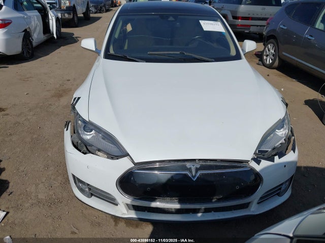 43598152 :رقم المزاد ، 5YJSA1E40GF124403 vin ، 2016 Tesla Model S 90d/p100d/p85d/p90d مزاد بيع