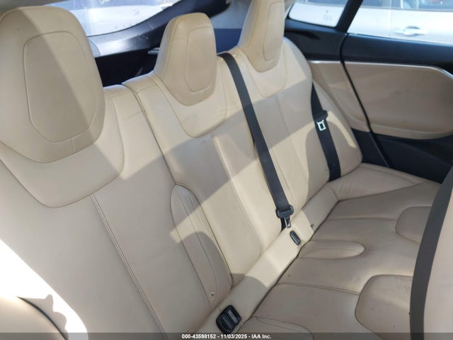 2016 TESLA MODEL S 5YJSA1E40GF124403 Photo 7