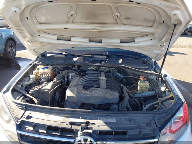 2014 VOLKSWAGEN TOUAREG WVGEF9BP2ED006235 Photo 9