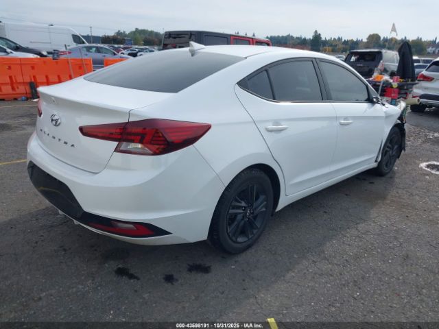 2019 HYUNDAI ELANTRA 5NPD84LF0KH475512 Photo 3