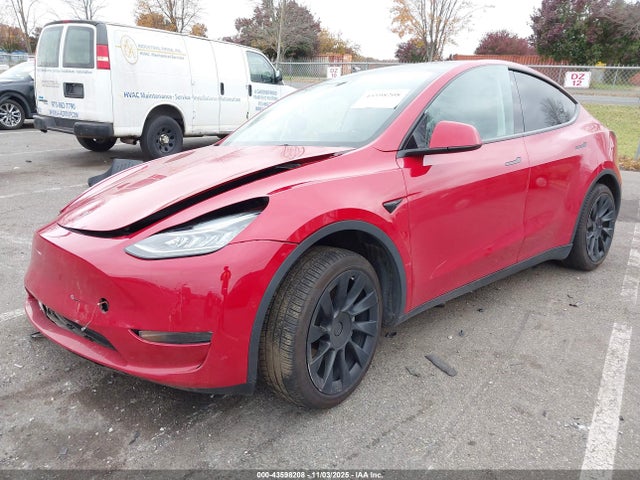2022 TESLA MODEL Y 7SAYGDEE8NF310077 Photo 1