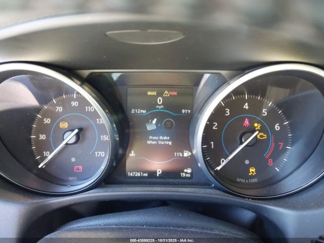 2017 JAGUAR XE SAJAD4BVXHA947403 Photo 6