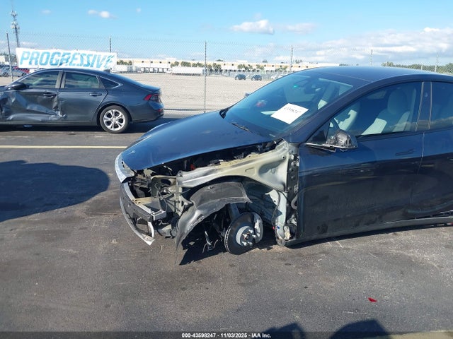 2024 TESLA MODEL Y 7SAYGAEE5RF065906 Photo 5