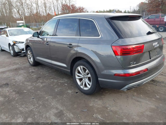 2019 AUDI Q7 WA1AHAF74KD024590 Photo 2