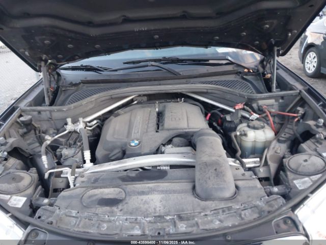 2018 BMW X5 5UXKR0C52J0X85319 Photo 9